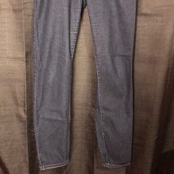 Jeans - Picture 2 of 5